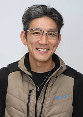 代表取締役　本間英治